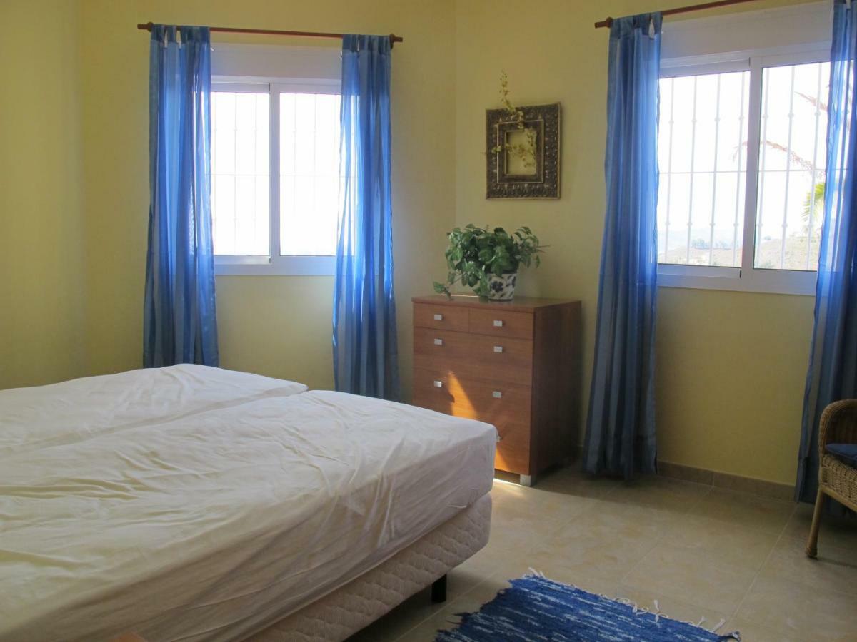 Villa Camakini With Heated Pool And Sea View Arenas  Exterior photo