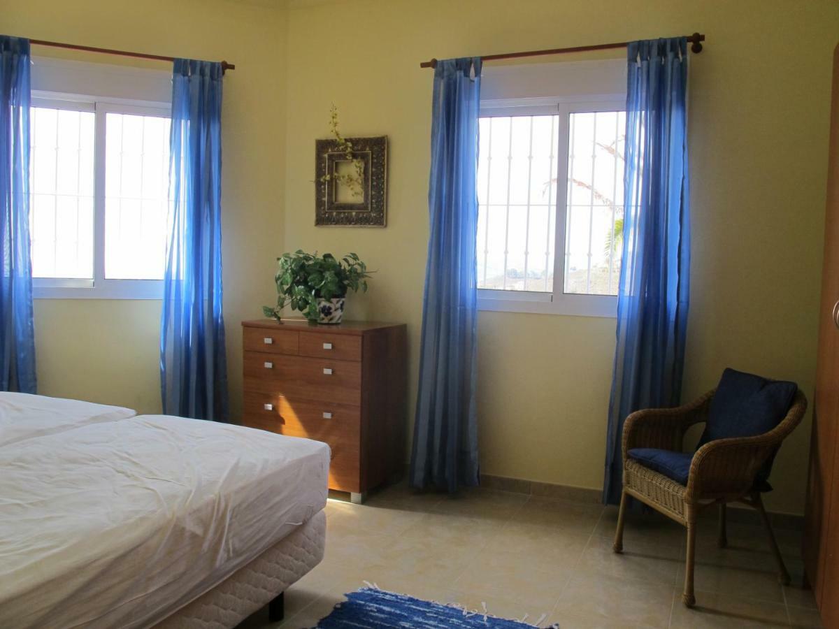 Villa Camakini With Heated Pool And Sea View Arenas  Exterior photo