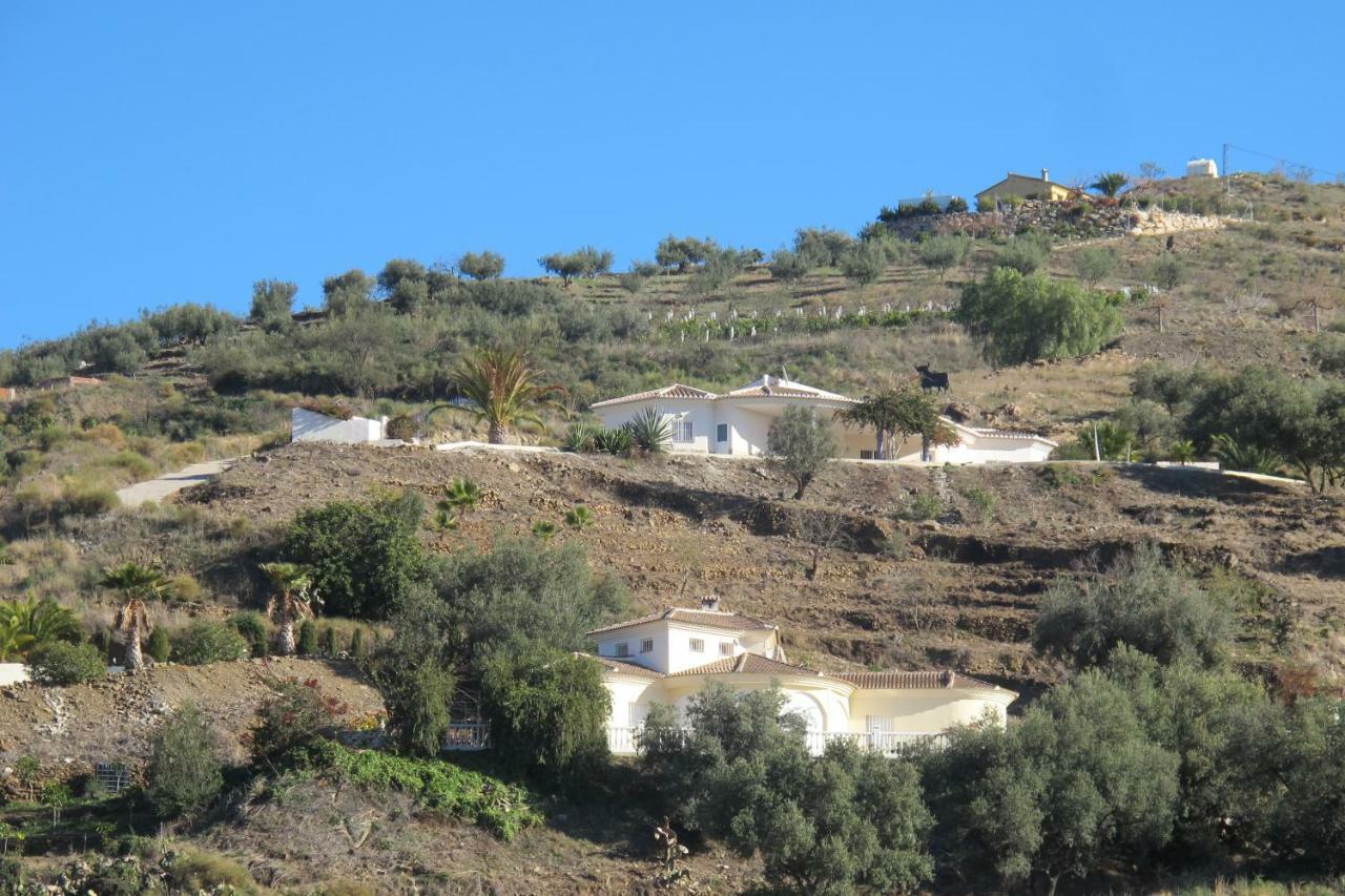Villa Camakini With Heated Pool And Sea View Arenas  Exterior photo